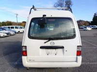 Mazda BONGO VAN лот № 23126 оценка 3.5  с аукциона в Японии 3