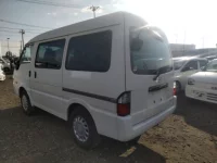 Mazda BONGO VAN лот № 24240 оценка 3  с аукциона в Японии 4