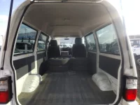 Mazda BONGO VAN лот № 24240 оценка 3  с аукциона в Японии 6