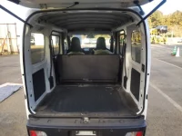 Daihatsu HIJET VAN лот № 25200 оценка 4  с аукциона в Японии 6