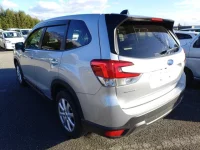 Subaru FORESTER лот № 26099 оценка 3.5  с аукциона в Японии 4