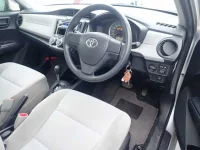 Toyota COROLLA AXIO лот № 1032 оценка 3.5  с аукциона в Японии 5