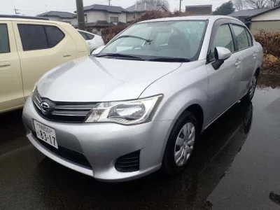 Toyota COROLLA AXIO  с аукциона в Японии