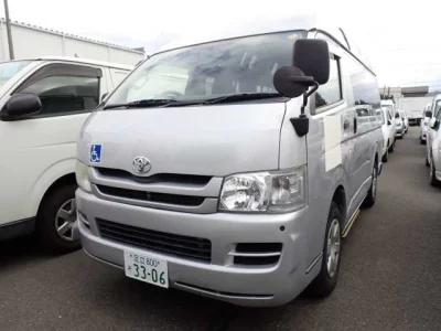 Toyota HIACE VAN  с аукциона в Японии