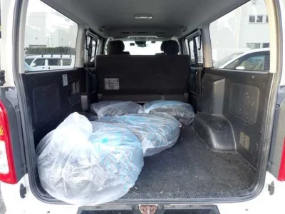 Toyota REGIUS ACE VAN  с аукциона в Японии