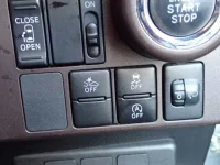 Toyota TANK лот № 122 оценка 3.5  с аукциона в Японии 8