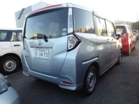 Toyota TANK лот № 122 оценка 3.5  с аукциона в Японии 1