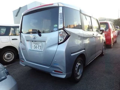 Toyota TANK  с аукциона в Японии