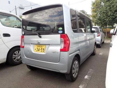 Daihatsu TANTO  с аукциона в Японии