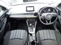 Mazda MAZDA2 лот № 173 оценка R  с аукциона в Японии 2
