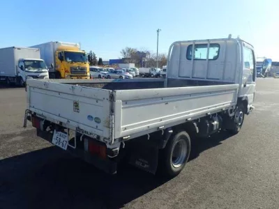 Isuzu ELF  с аукциона в Японии