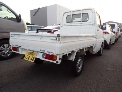 Nissan CLIPPER TRUCK
