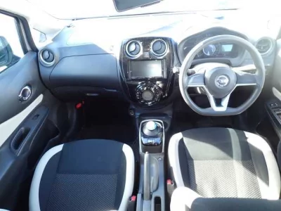 Nissan NOTE  с аукциона в Японии