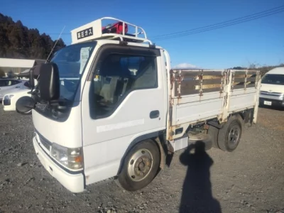 Isuzu ELF  с аукциона в Японии