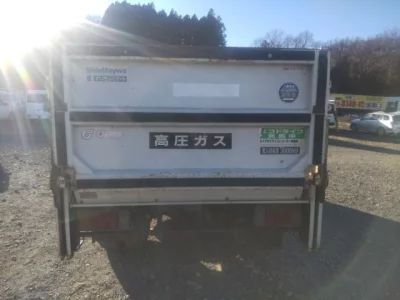 Isuzu ELF  с аукциона в Японии