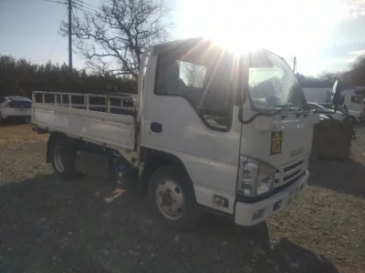 Isuzu ELF  с аукциона в Японии
