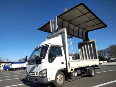 Isuzu ELF  с аукциона в Японии