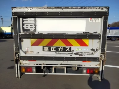 Isuzu ELF  с аукциона в Японии