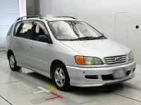 Toyota IPSUM лот № 30727 оценка 3.5  с аукциона в Японии 4