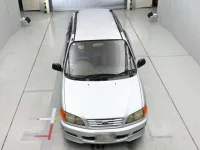 Toyota IPSUM лот № 30727 оценка 3.5  с аукциона в Японии 6