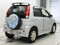 Daihatsu TERIOS KID лот № 107 оценка 3  с аукциона в Японии 1