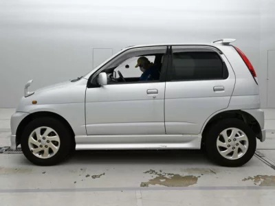 Daihatsu TERIOS KID  с аукциона в Японии