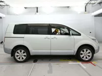 Mitsubishi DELICA D5 лот № 30739 оценка 3.5  с аукциона в Японии 2