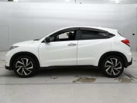 Honda VEZEL лот № 30742 оценка 4  с аукциона в Японии 3