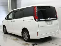 Toyota ESQUIRE лот № 30744 оценка RA  с аукциона в Японии 5