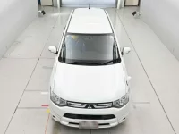 Mitsubishi OUTLANDER лот № 30752 оценка 3.5  с аукциона в Японии 6