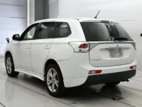 Mitsubishi OUTLANDER лот № 30752 оценка 3.5  с аукциона в Японии 5