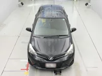 Toyota VITZ лот № 30750 оценка 3.5  с аукциона в Японии 6