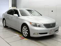 Lexus LS лот № 30762 оценка 3.5  с аукциона в Японии 4