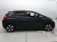 Honda FIT лот № 30772 оценка 3.5  с аукциона в Японии 2