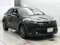 Toyota C-HR лот № 30806 оценка 4  с аукциона в Японии 4