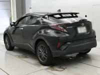 Toyota C-HR лот № 30806 оценка 4  с аукциона в Японии 5