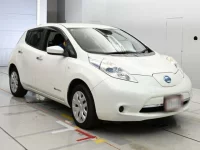 Nissan LEAF лот № 30817 оценка 4.5  с аукциона в Японии 4