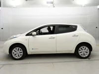 Nissan LEAF лот № 30817 оценка 4.5  с аукциона в Японии 3
