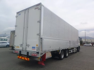 Isuzu GIGA  с аукциона в Японии