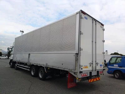 Isuzu GIGA  с аукциона в Японии