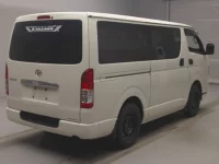 Toyota HIACE VAN лот № 85006 оценка 3.5  с аукциона в Японии 1