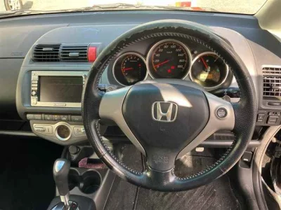 Honda FIT  с аукциона в Японии