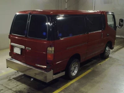 Toyota DYNA  с аукциона в Японии