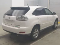 Toyota HARRIER лот № 70010 оценка 3.5  с аукциона в Японии 1