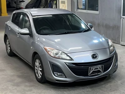 Mazda AXELA  с аукциона в Японии