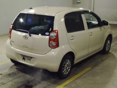 Toyota PASSO  с аукциона в Японии