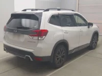 Subaru FORESTER лот № 70051 оценка 3.5  с аукциона в Японии 1