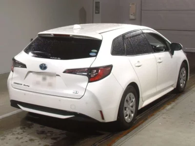 Toyota COROLLA TOURING  с аукциона в Японии
