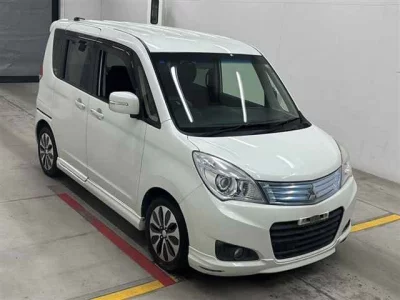 Mitsubishi DELICA D2