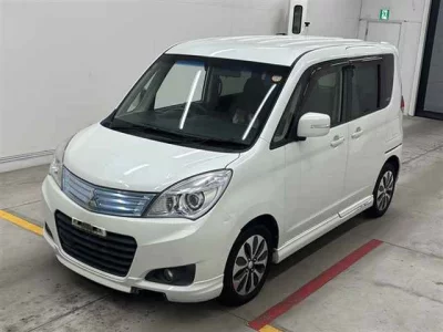 Mitsubishi DELICA D2